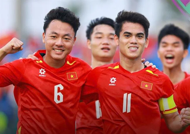 Biểu tượng các phương thức thanh toán đa dạng và rút tiền nhanh chóng tại Helo888